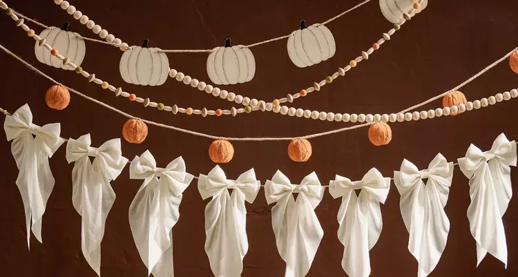 Fall Banners & Garlands